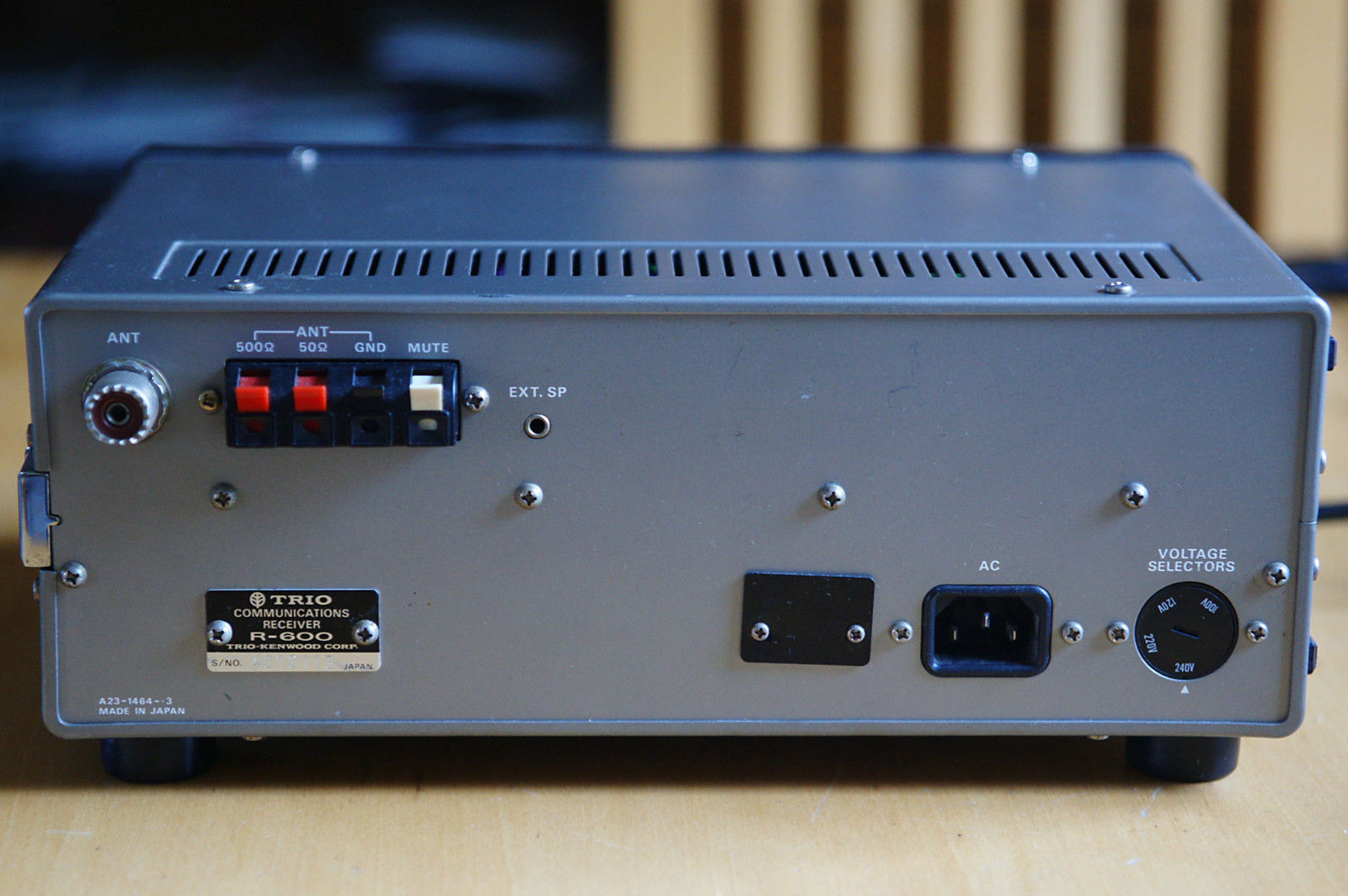 Trio R-600